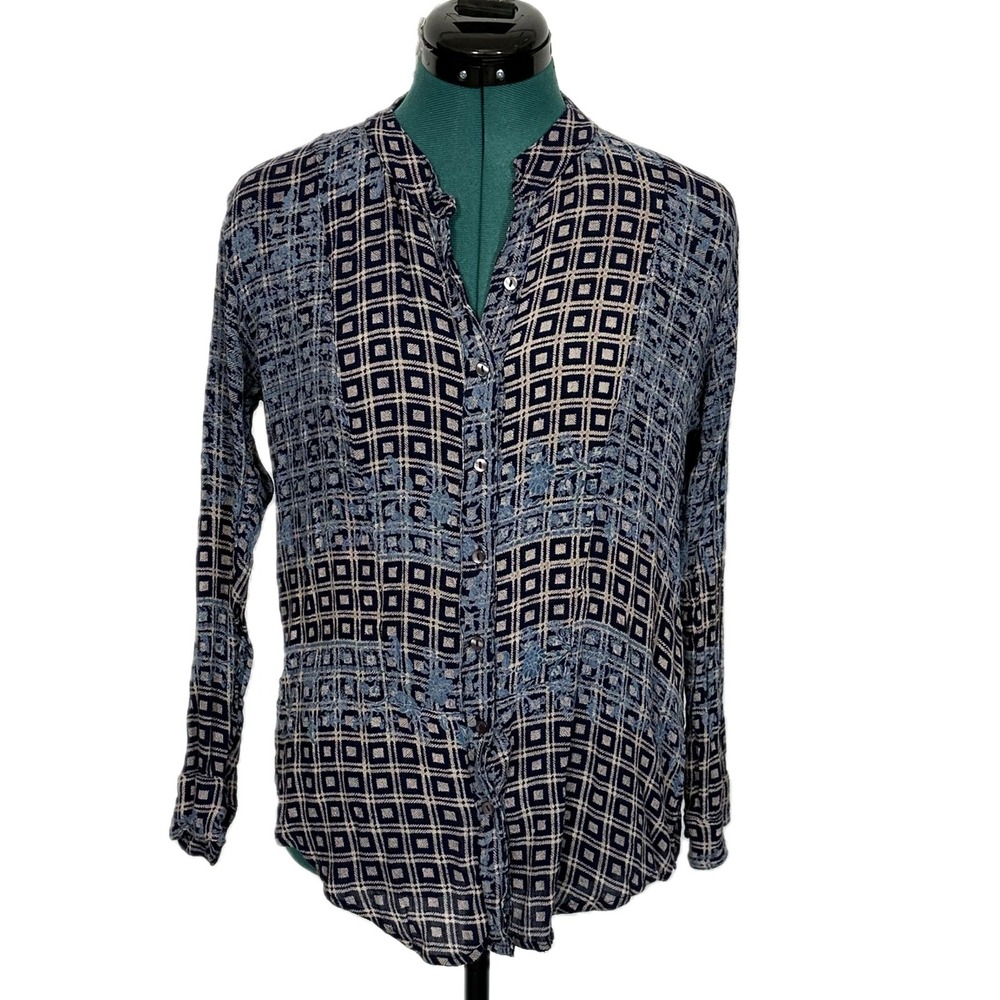 Free People Button Down Shirt Geometric Print XS Blue Boho Long Sleeve Blouse